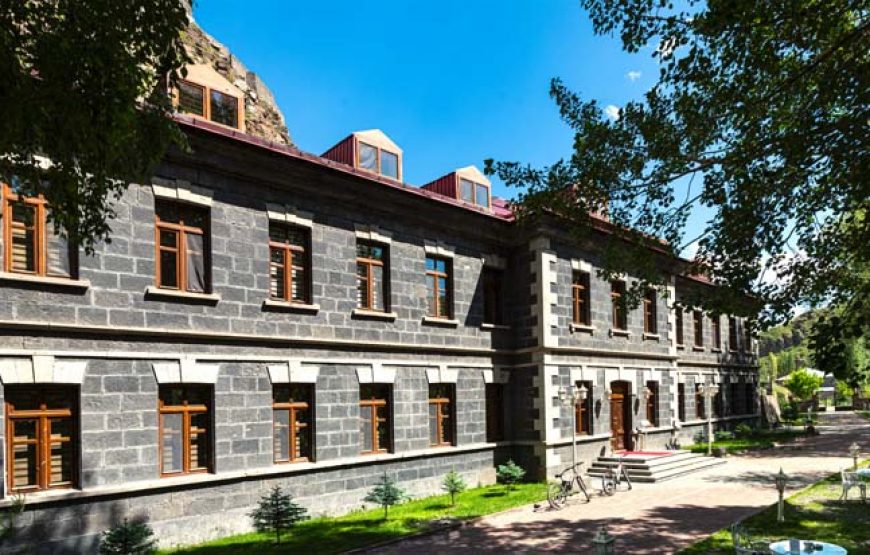 katerina sarayı hotel kars